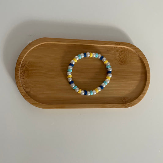 Pearl and clay bead bracelet